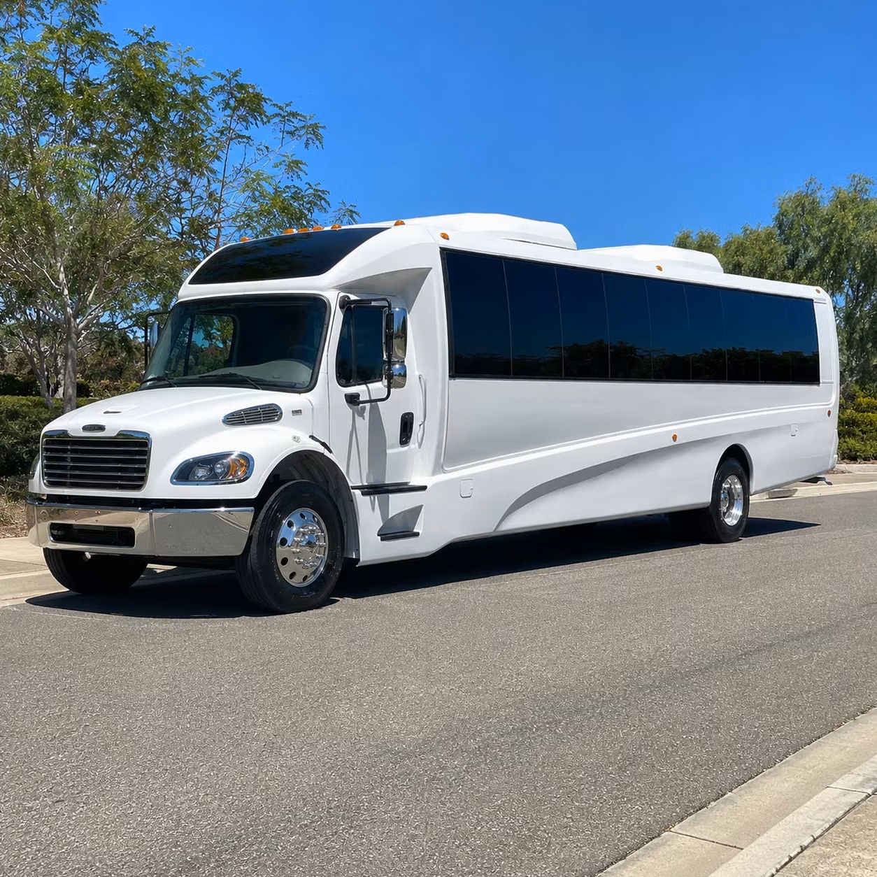 25 passenger minibus