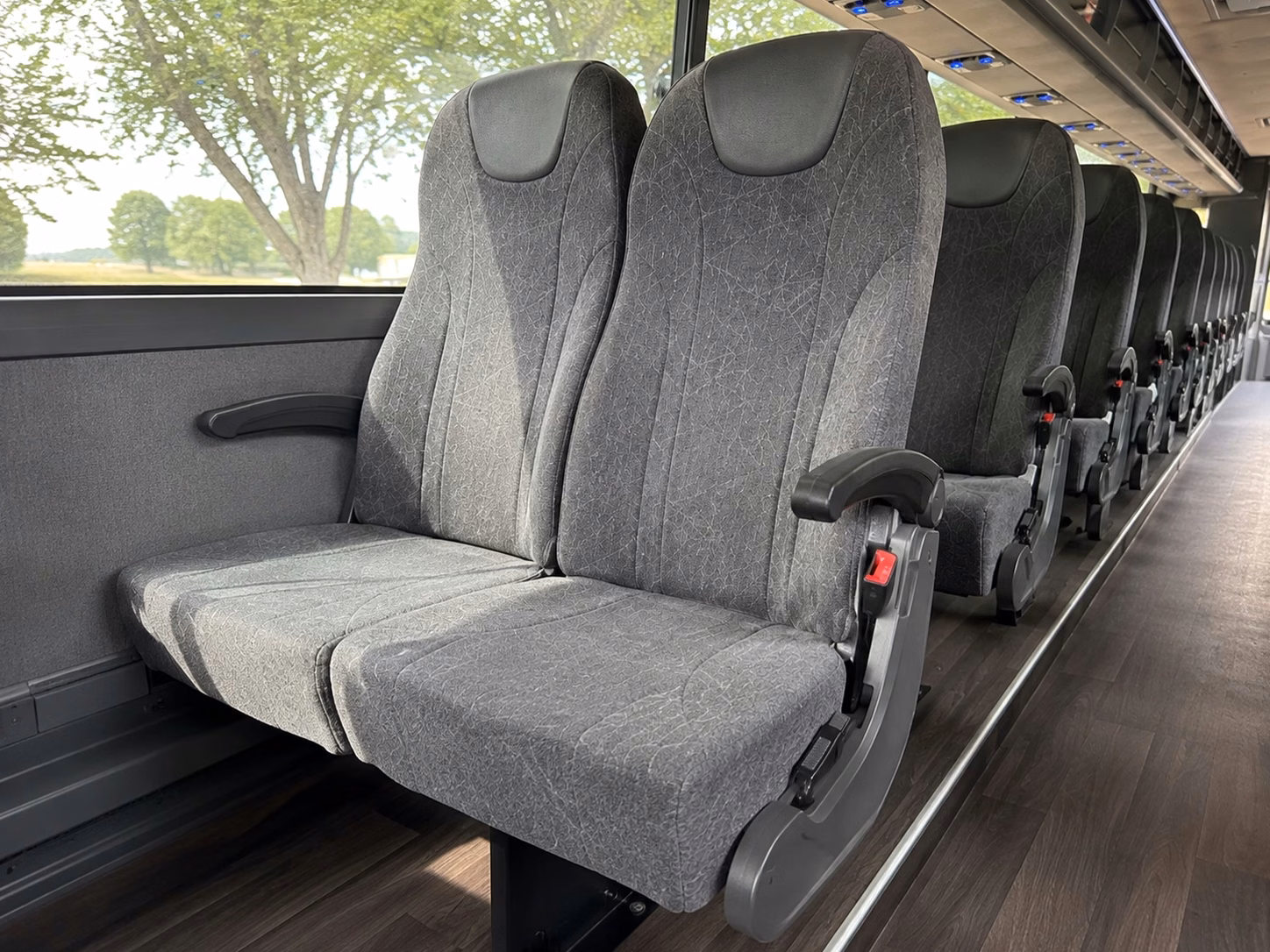 shuttle buses for philadelphia hotel guests and out of town wedding visitors